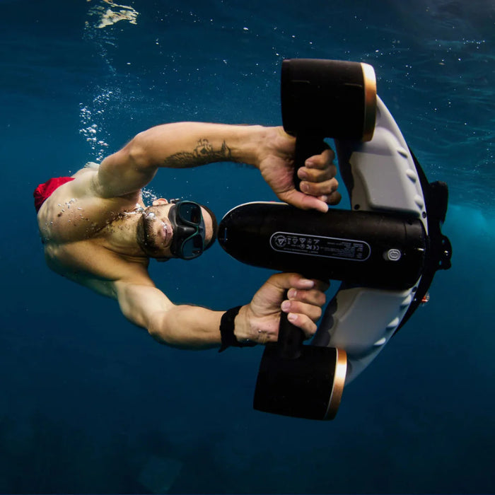 SUBLUE WhiteShark MixPro Black 2026 סקוטר תת ימי בצבע שחור